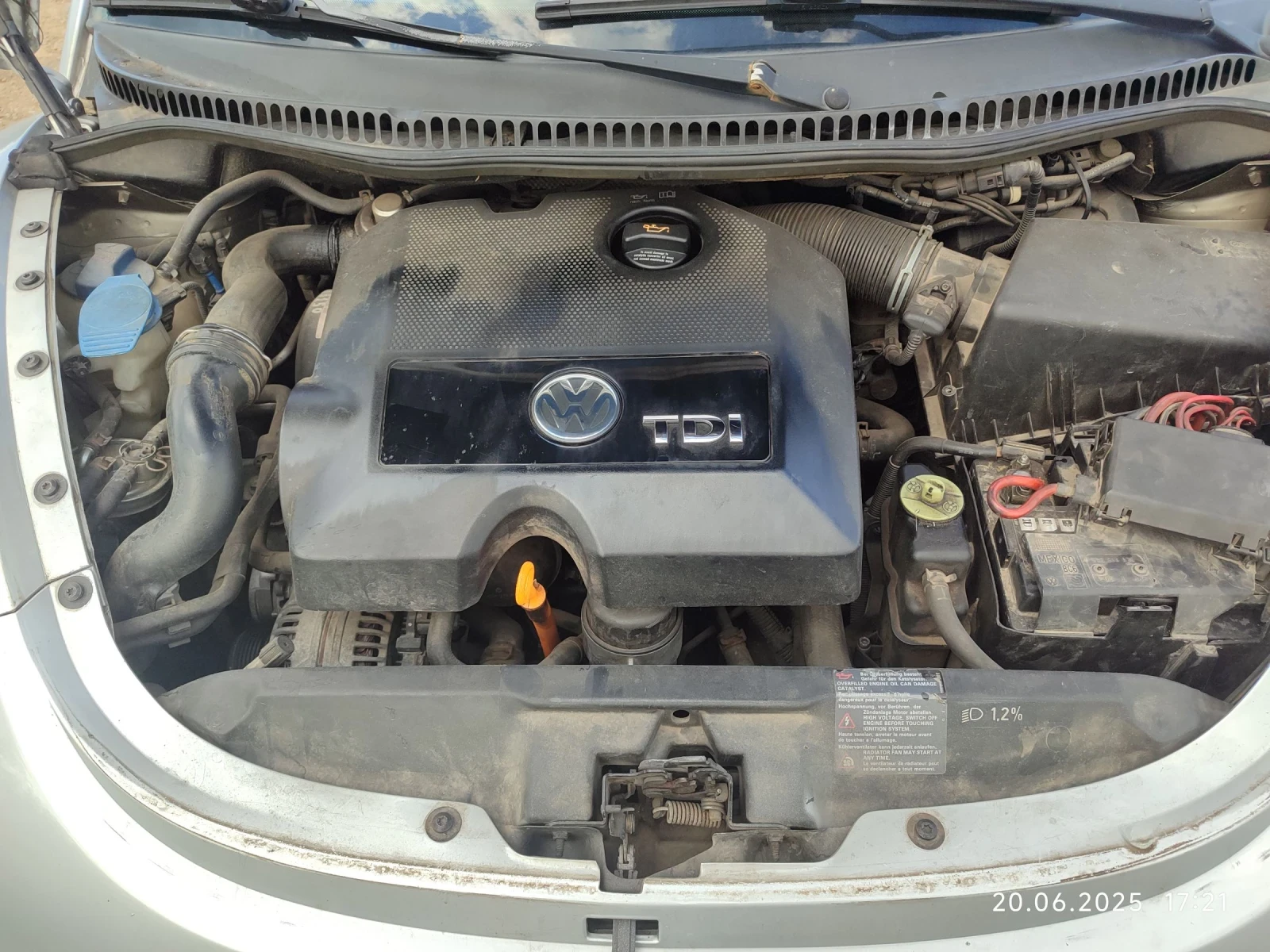 VW New beetle 1, 9 TDI ARTE - изображение 6