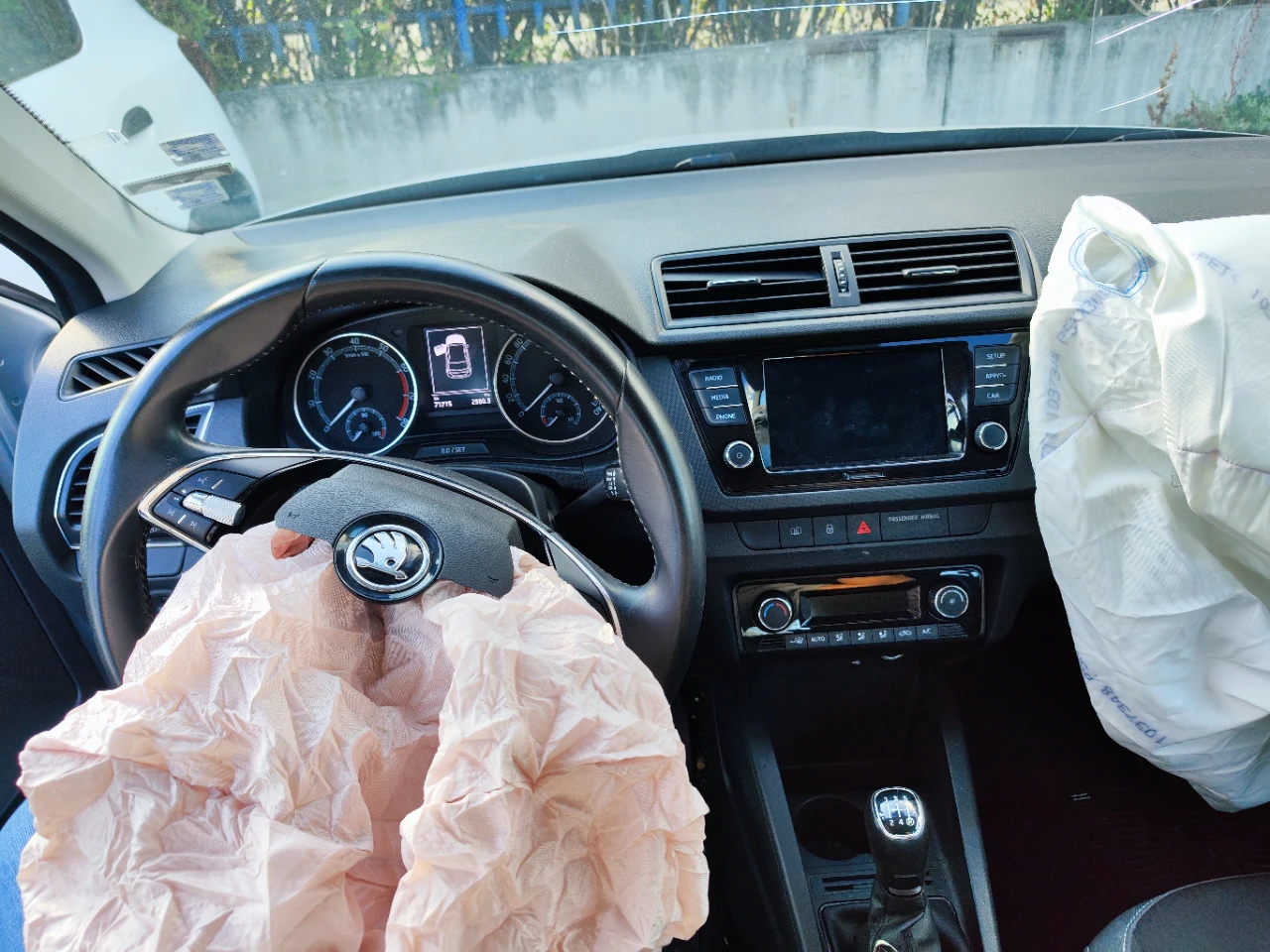 Skoda Fabia MPI - изображение 10