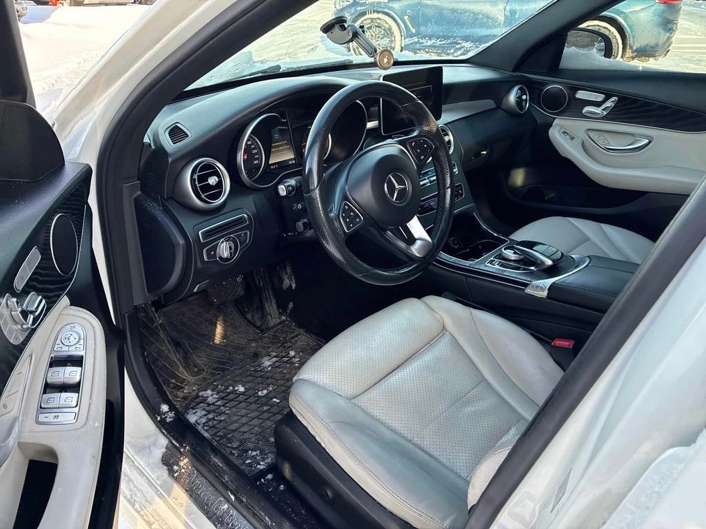 Mercedes-Benz C 300 * CARFAX * ЦЕНА ДО БГ - изображение 6