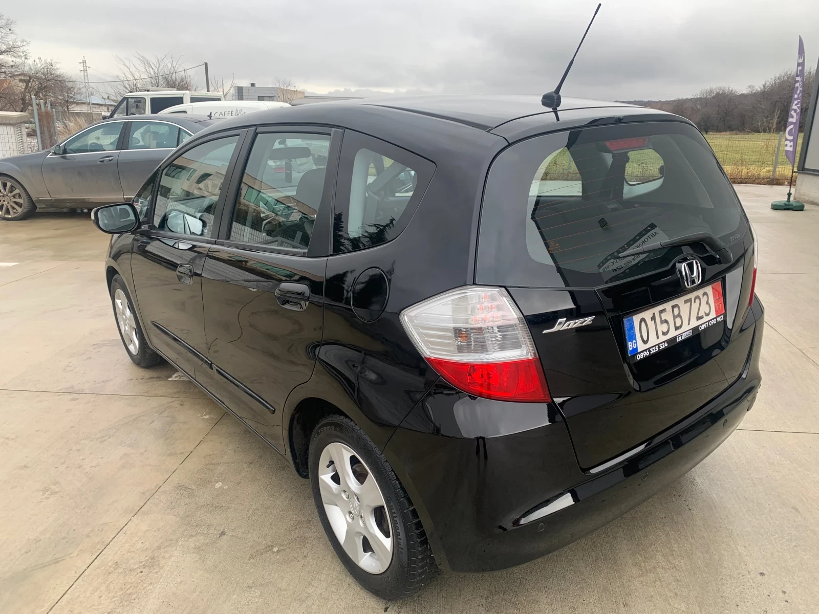 Honda Jazz 1.4i клима парктроник  - изображение 7