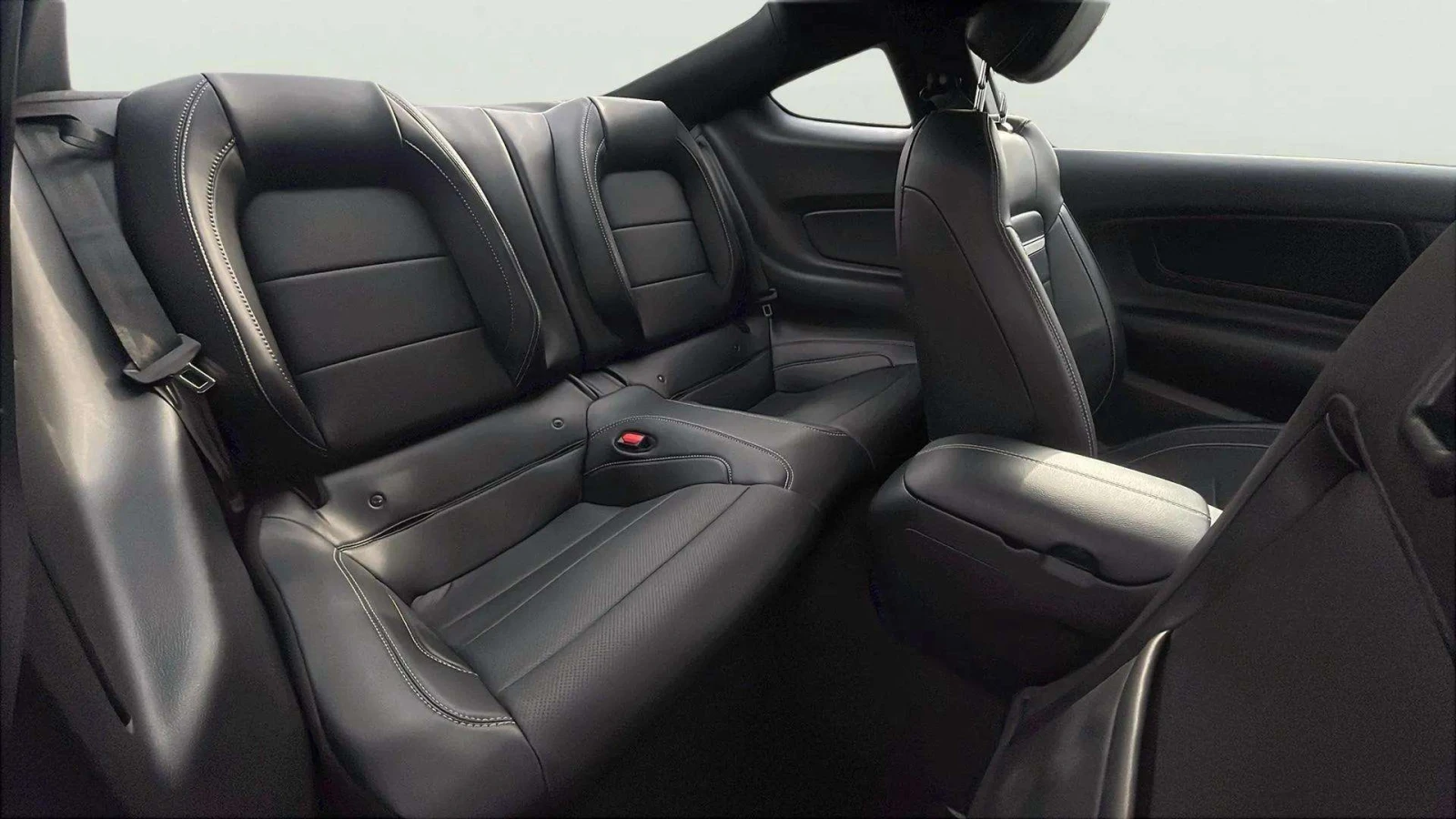 Ford Mustang 5.0i - изображение 10