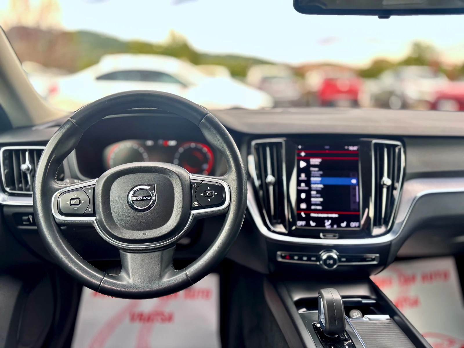 Volvo V60 Hybrid, снимка 10 - Автомобили и джипове - 54299190