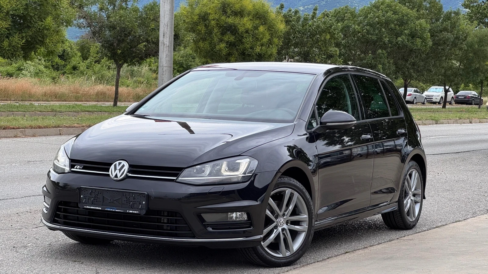 VW Golf 2.0TDI R-Line 150кс 6ск* Keyless* LED* VW История*