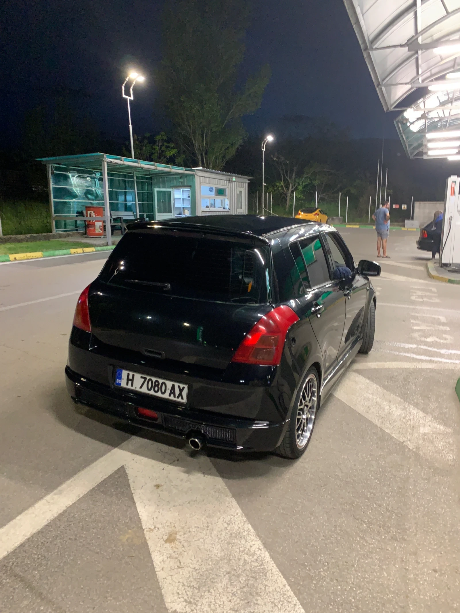 Suzuki Swift, снимка 2 - Автомобили и джипове - 54894355