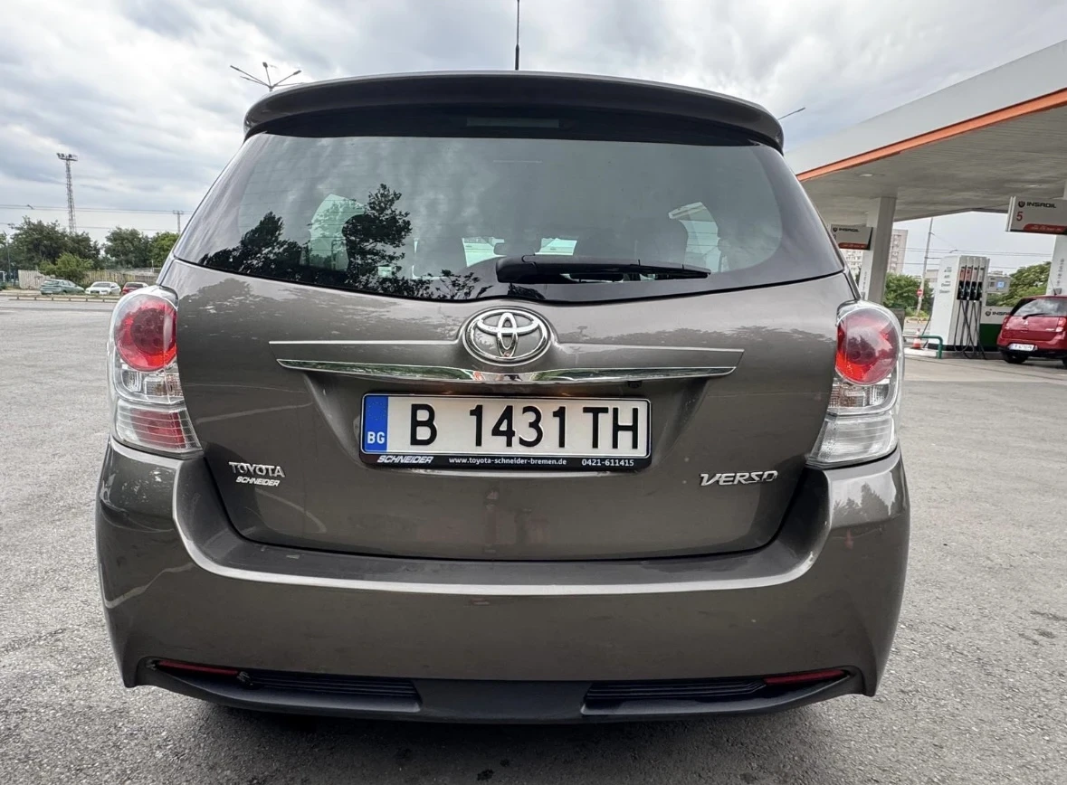 Toyota Verso, снимка 6 - Автомобили и джипове - 55152835
