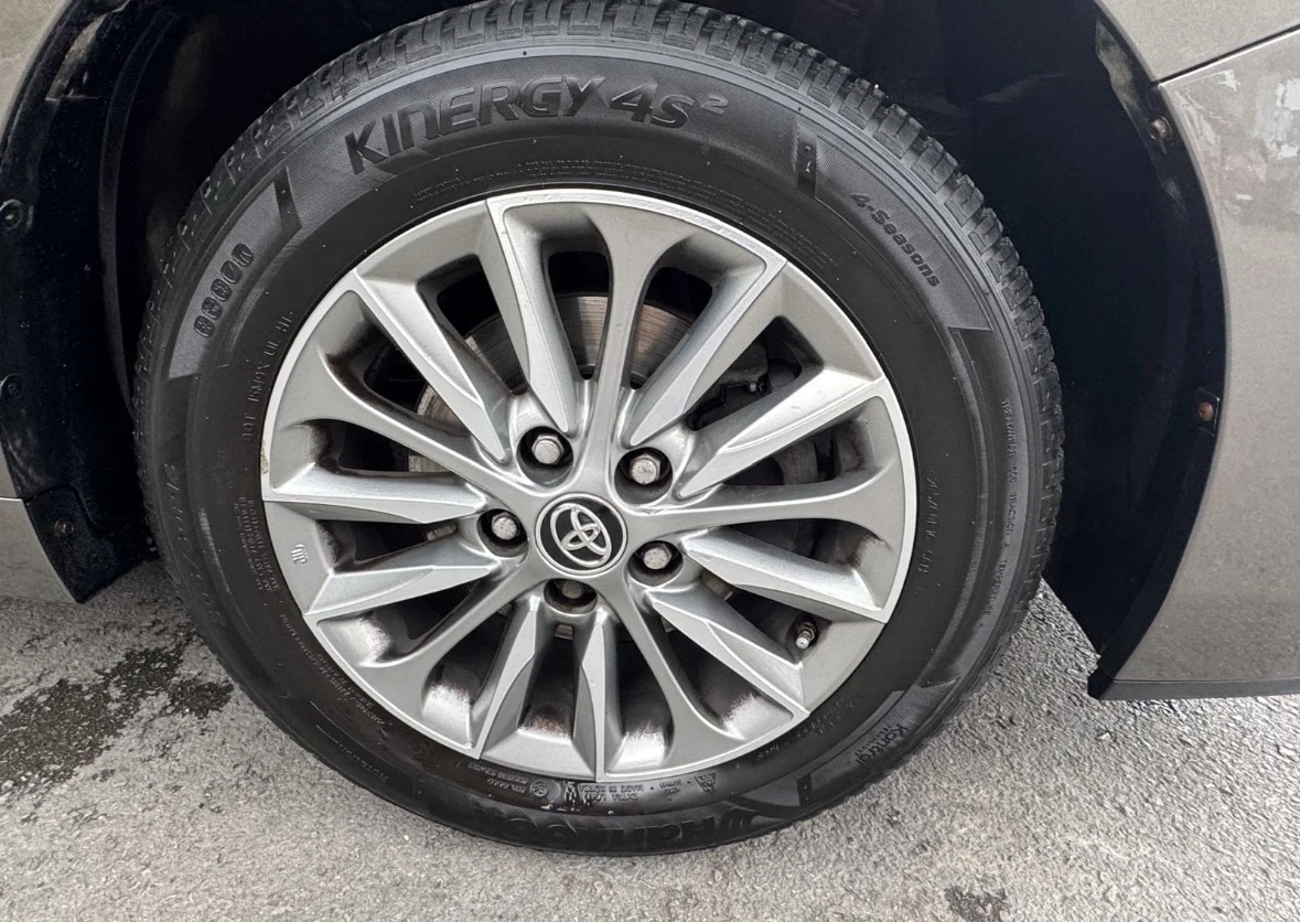 Toyota Verso, снимка 8 - Автомобили и джипове - 55152835