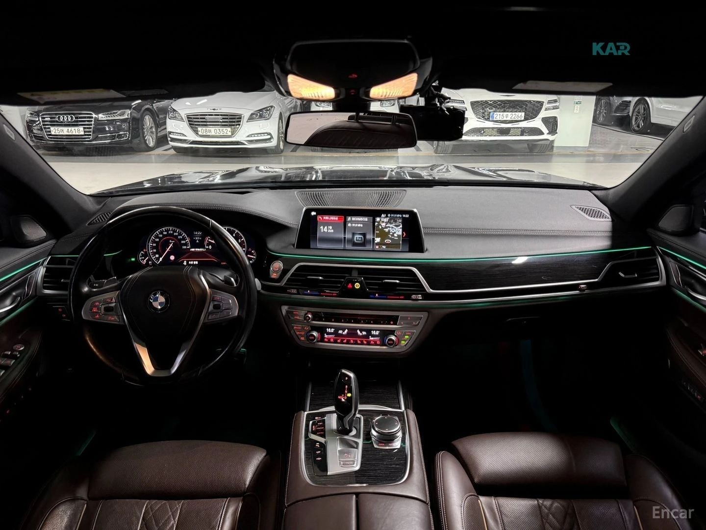 BMW 740 LI/XDRIVE/M-SPORT/DISTRONIC/HUD/360 VIEW, снимка 7 - Автомобили и джипове - 55367341