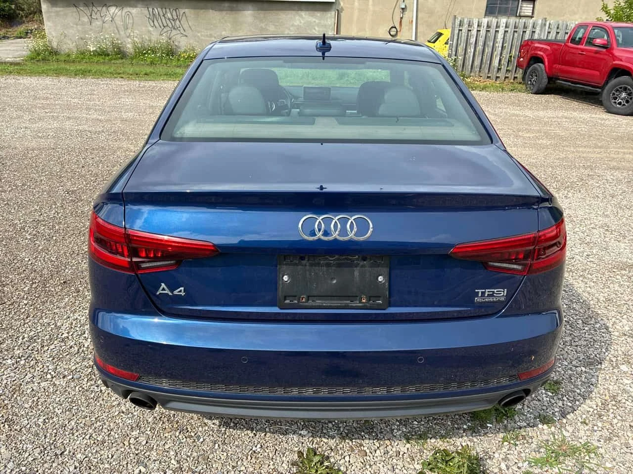 Audi A4 TECHNIK/ВСИЧКИ ЕКСТРИ ЗА МОДЕЛА /CARFAX/АВТОКРЕДИТ, снимка 4 - Автомобили и джипове - 55602508