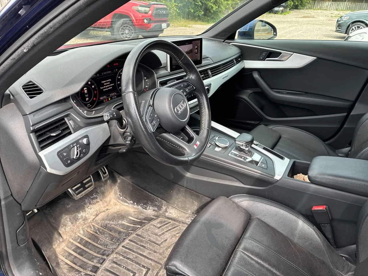 Audi A4 TECHNIK/ВСИЧКИ ЕКСТРИ ЗА МОДЕЛА /CARFAX/АВТОКРЕДИТ, снимка 5 - Автомобили и джипове - 55602508