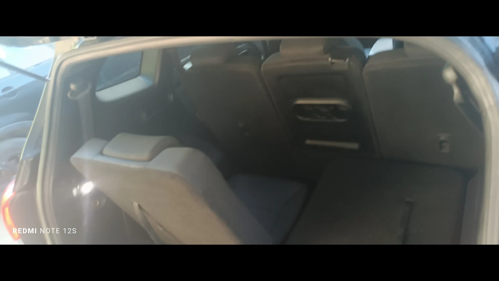 Kia Carens 1.7crdi, снимка 14 - Автомобили и джипове - 56216853