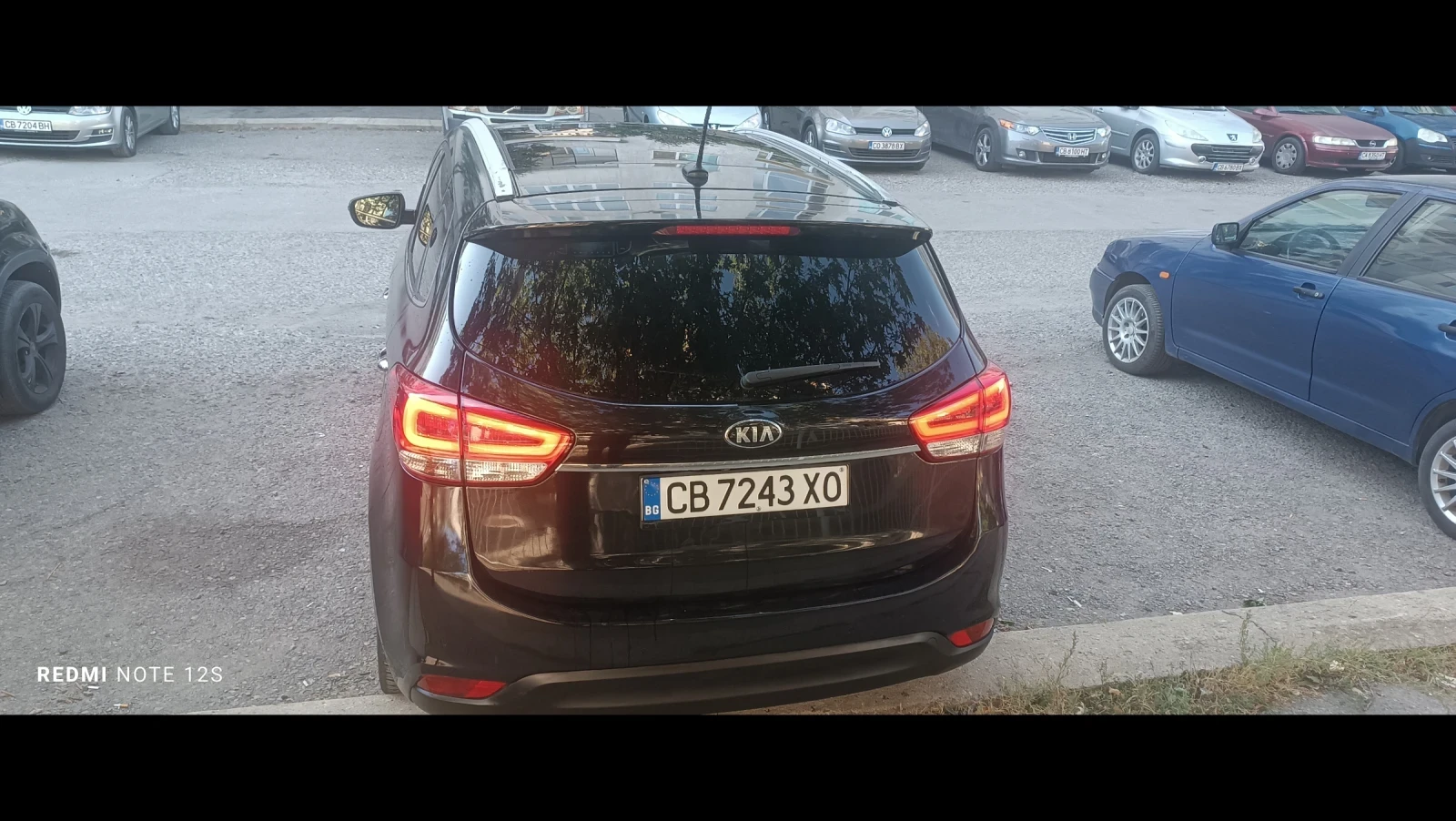 Kia Carens 1.7crdi, снимка 8 - Автомобили и джипове - 56216853