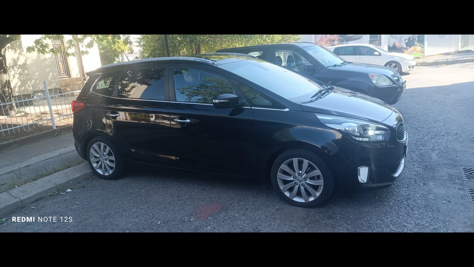 Kia Carens 1.7crdi, снимка 5 - Автомобили и джипове - 56216853