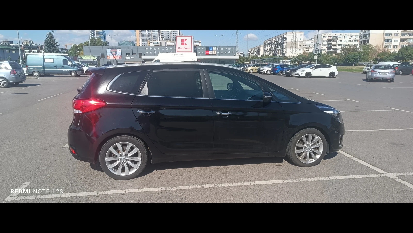 Kia Carens 1.7crdi, снимка 3 - Автомобили и джипове - 56216853