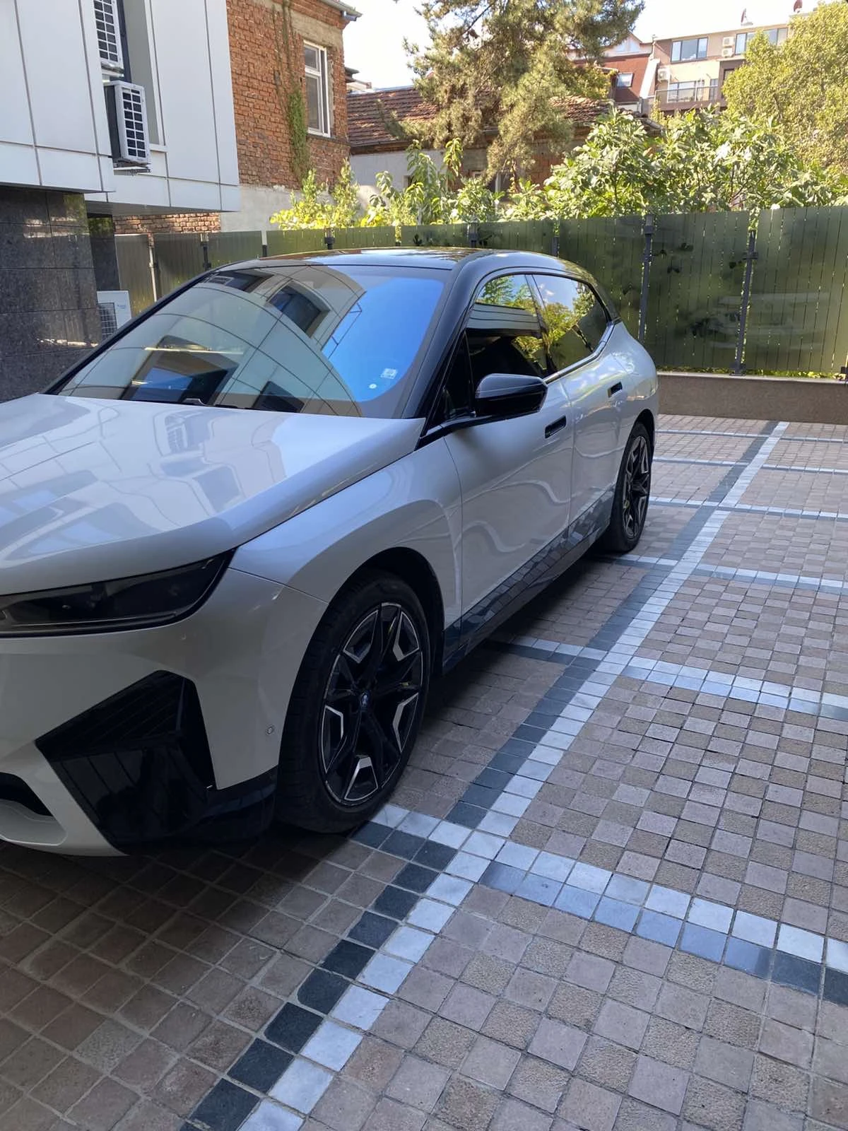 BMW iX IX-X-DRIVE50M, снимка 4 - Автомобили и джипове - 56407350