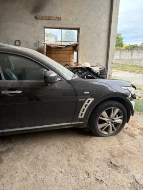 Infiniti QX70 | Mobile.bg    4