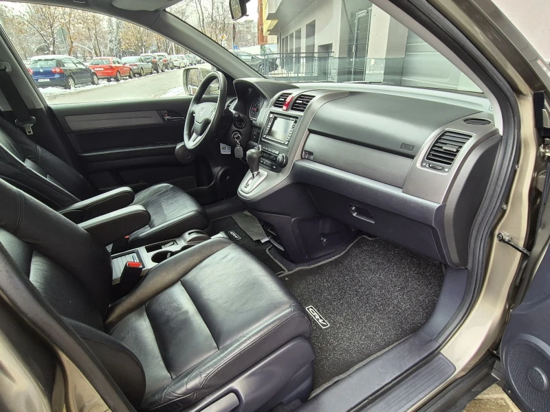 Honda Cr-v 2.0 EXECUTIVE , снимка 11 - Автомобили и джипове - 48714417