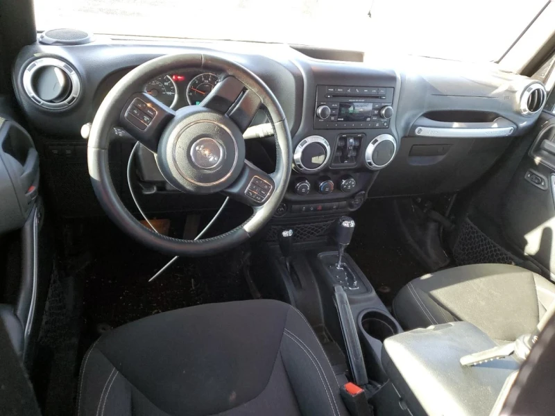 Jeep Wrangler, снимка 8 - Автомобили и джипове - 48720193