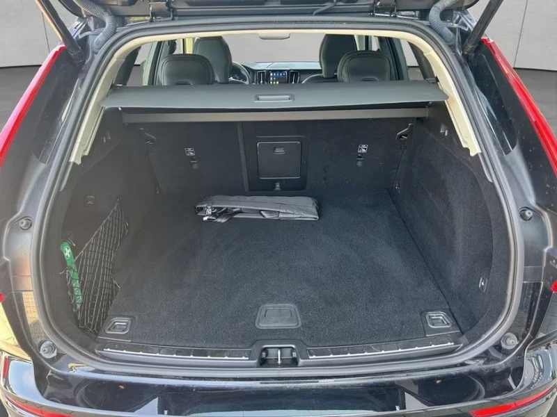 Volvo XC60 2.0B4/197HP/PANO/CAM/LED/ACC/DIGI/KLESS/162g, снимка 15 - Автомобили и джипове - 51416890