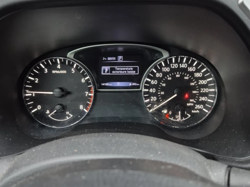 Nissan Pathfinder * S * CARFAX * ЦЕНА ДО БГ, снимка 9 - Автомобили и джипове - 53155253