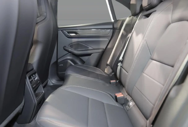 Porsche Macan Turbo = Sport Chrono = Гаранция, снимка 13 - Автомобили и джипове - 52929543