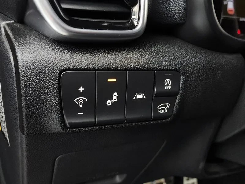 Kia Sportage 2.0 CRDi 4WD, снимка 14 - Автомобили и джипове - 54276702