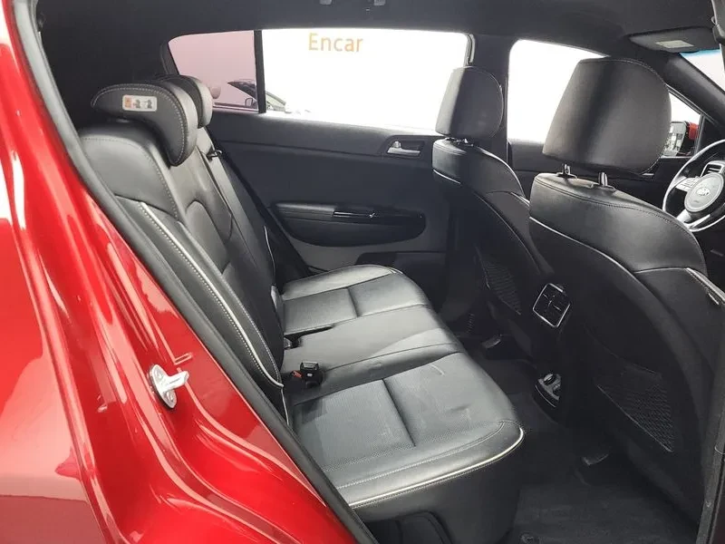 Kia Sportage 2.0 CRDi 4WD, снимка 12 - Автомобили и джипове - 54276702