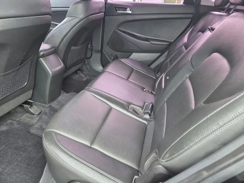 Hyundai Tucson Diesel 2.0 2Wd Style Special | Mobile.bg � ����������� 12