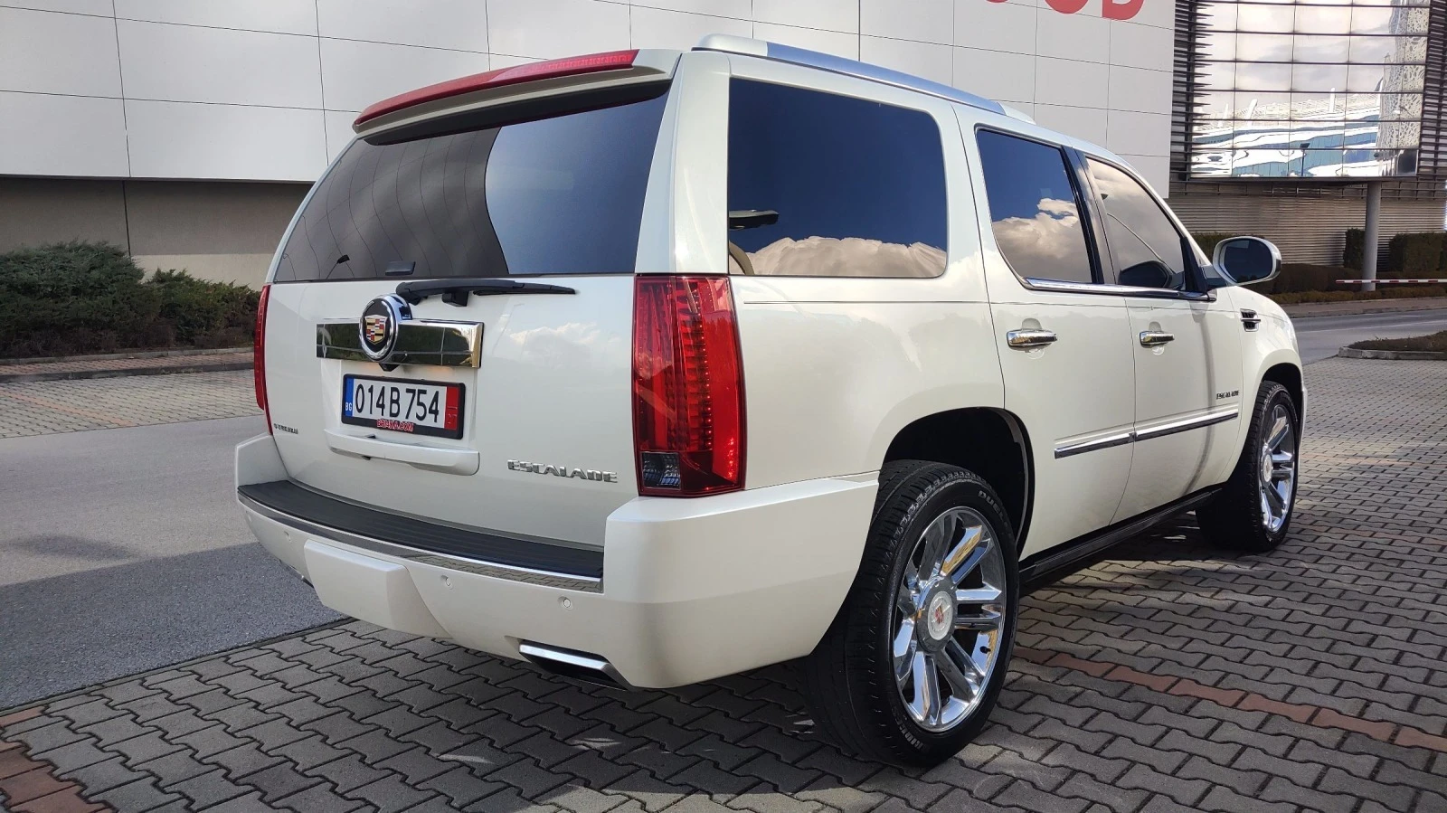 Cadillac Escalade PLATINUM FACE 6.2 FULL - изображение 6