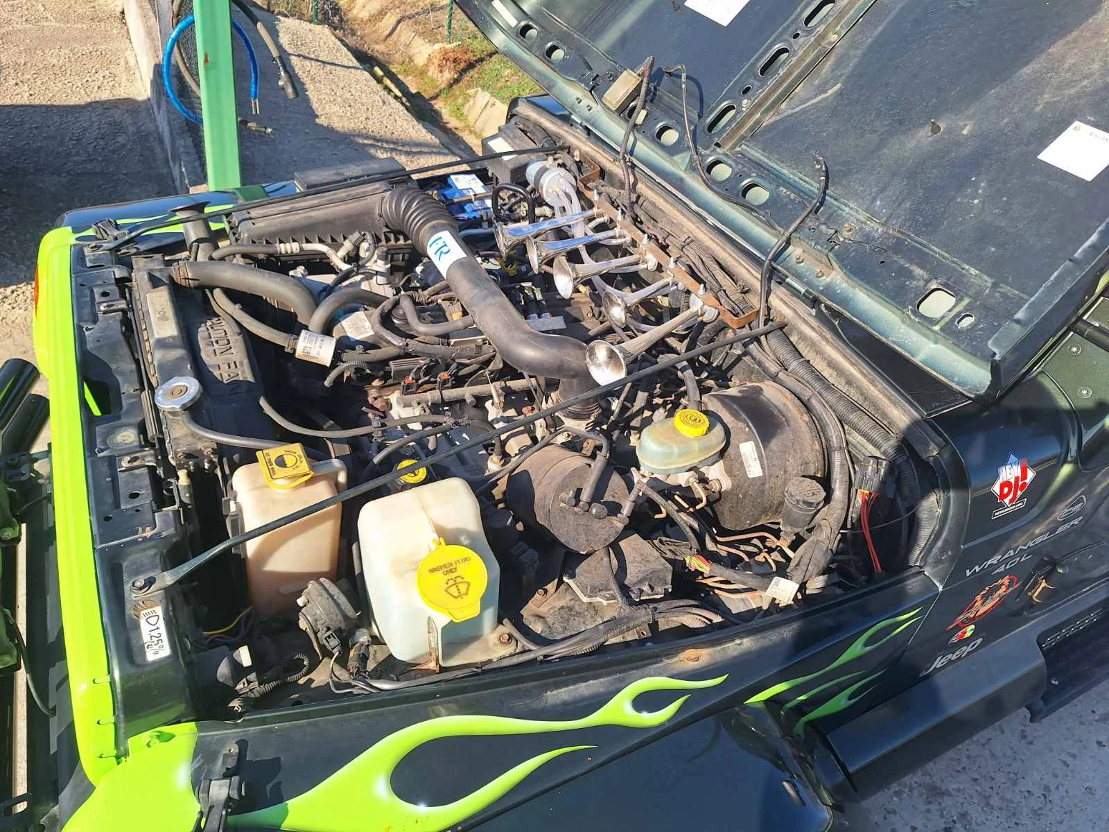 Jeep Wrangler 4.0 / 177 ..   | Mobile.bg   16