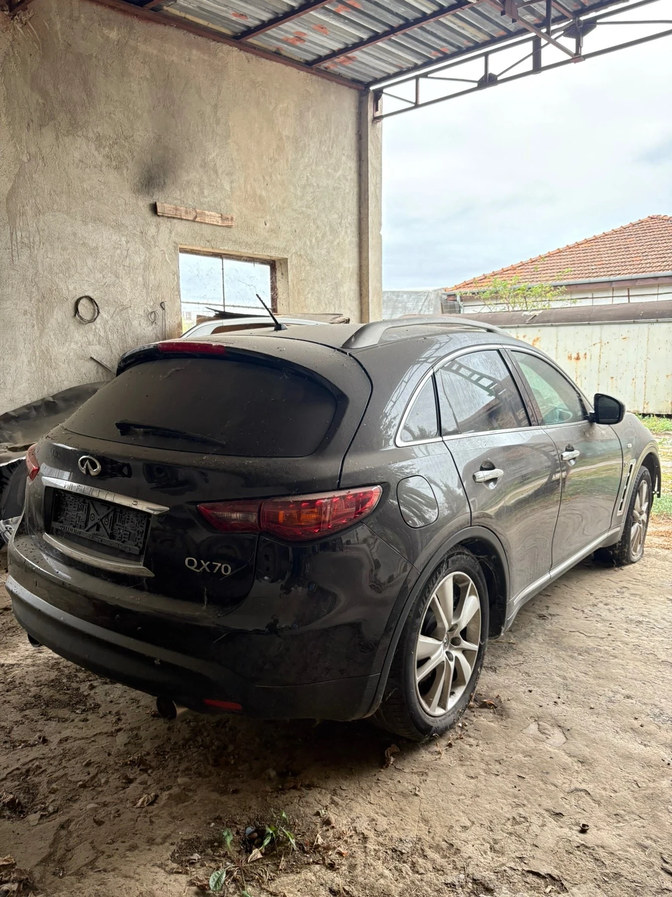 Infiniti QX70 | Mobile.bg   5