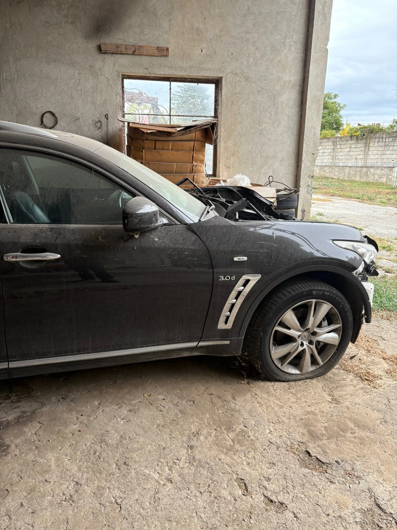 Infiniti QX70 | Mobile.bg   4