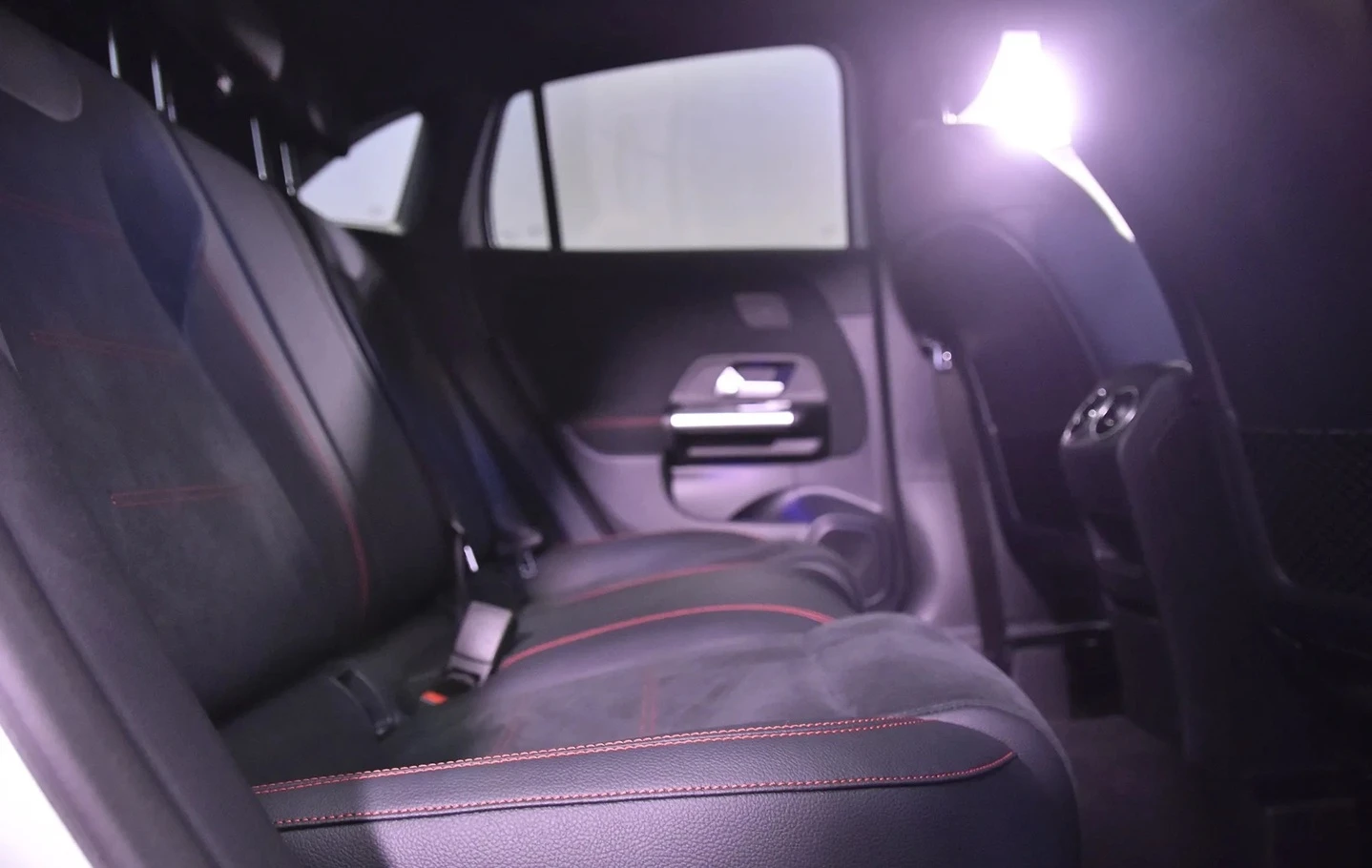 Mercedes-Benz GLA 250 250e AMG-Line  - изображение 9