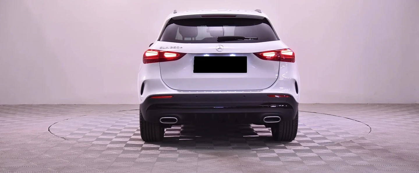 Mercedes-Benz GLA 250 250e AMG-Line  - изображение 4