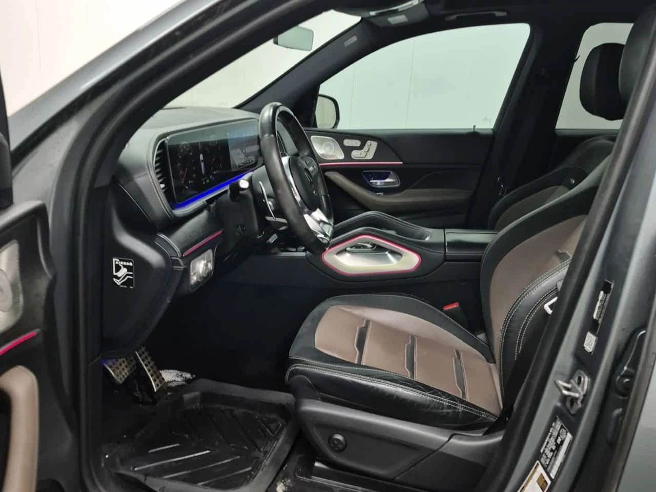 Mercedes-Benz GLE 53 4MATIC AMG | PANO | HUD | 360 | KEYLESS | ПОДГРЕВИ, снимка 5 - Автомобили и джипове - 53928100