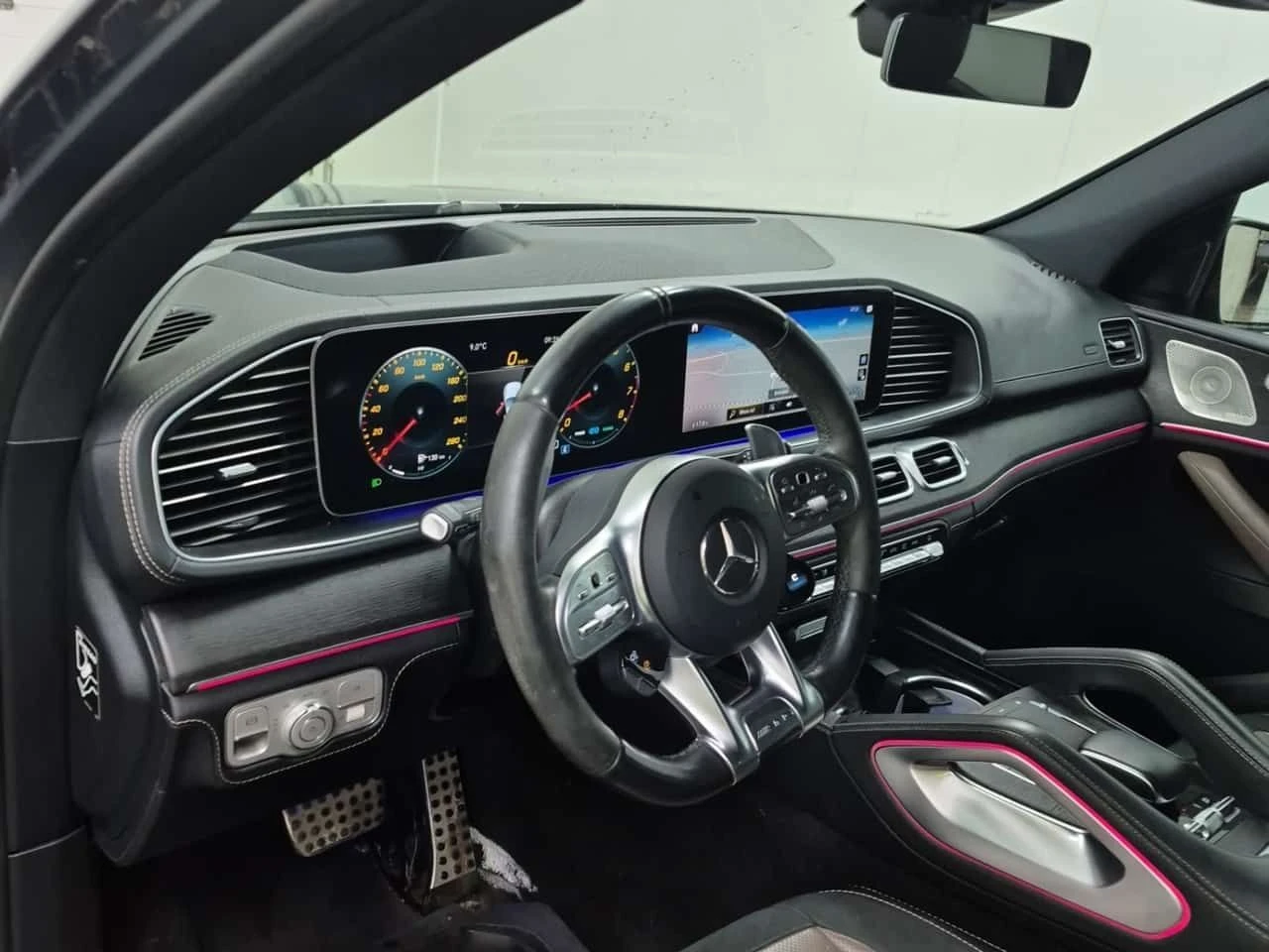 Mercedes-Benz GLE 53 4MATIC AMG | PANO | HUD | 360 | KEYLESS | ПОДГРЕВИ, снимка 10 - Автомобили и джипове - 53928100