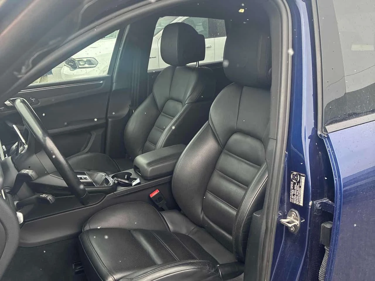 Porsche Macan  | AWD | ОБДУХВАНЕ | ДВА КЛЮЧА | CARFAX, снимка 10 - Автомобили и джипове - 53950851