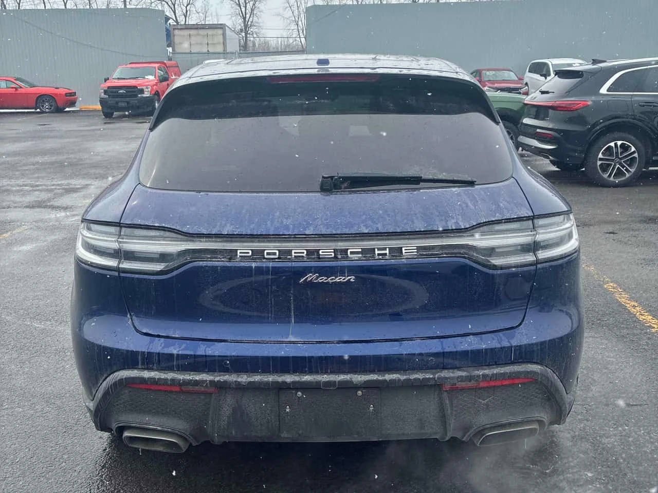 Porsche Macan  | AWD | ОБДУХВАНЕ | ДВА КЛЮЧА | CARFAX, снимка 4 - Автомобили и джипове - 53950851