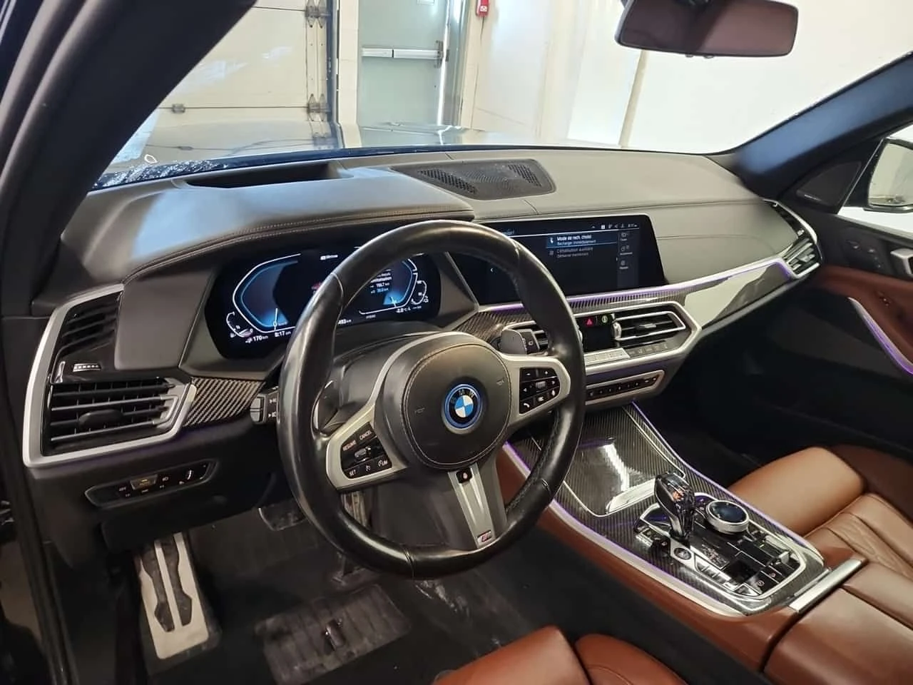 BMW X5 XDRIVE45E| HUD| 360| PANO| AMBIENT| CARFAX, снимка 10 - Автомобили и джипове - 53970862