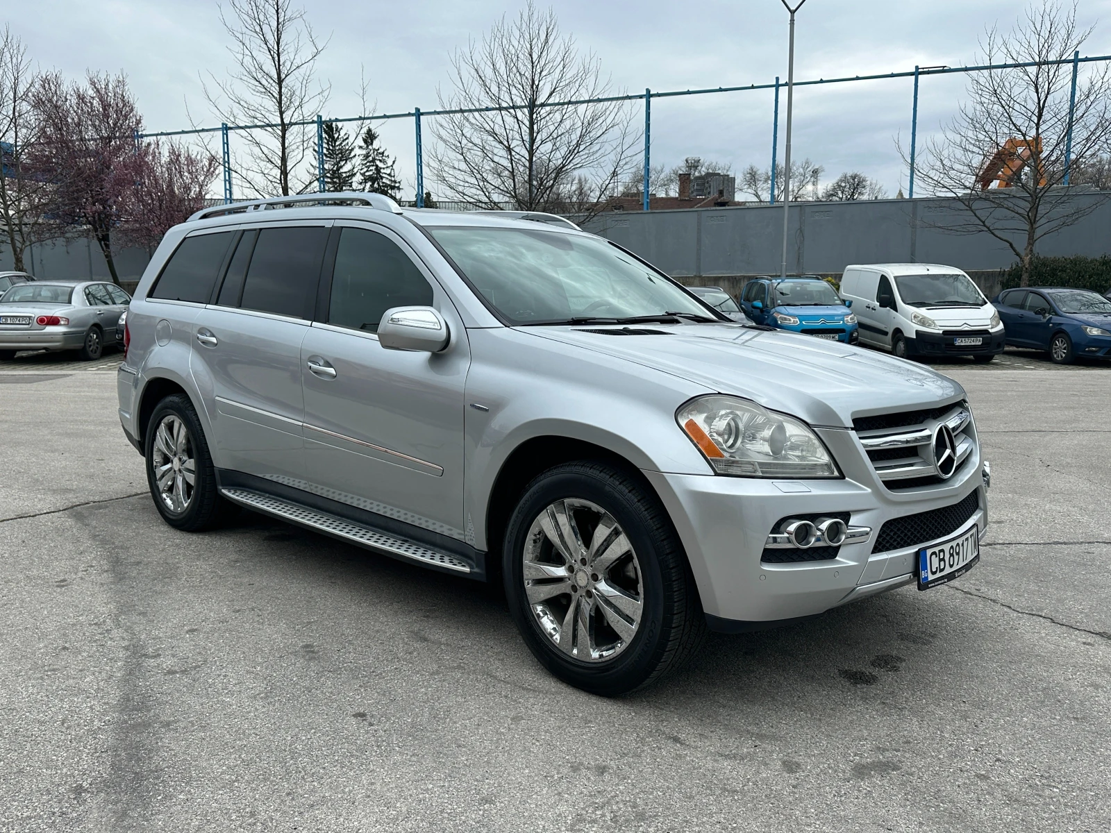 Mercedes-Benz GL 350 3.0d 211 к.с./7-места/ГАРАНЦИЯ ОТ КЕНТАВЪР, снимка 6 - Автомобили и джипове - 54043231