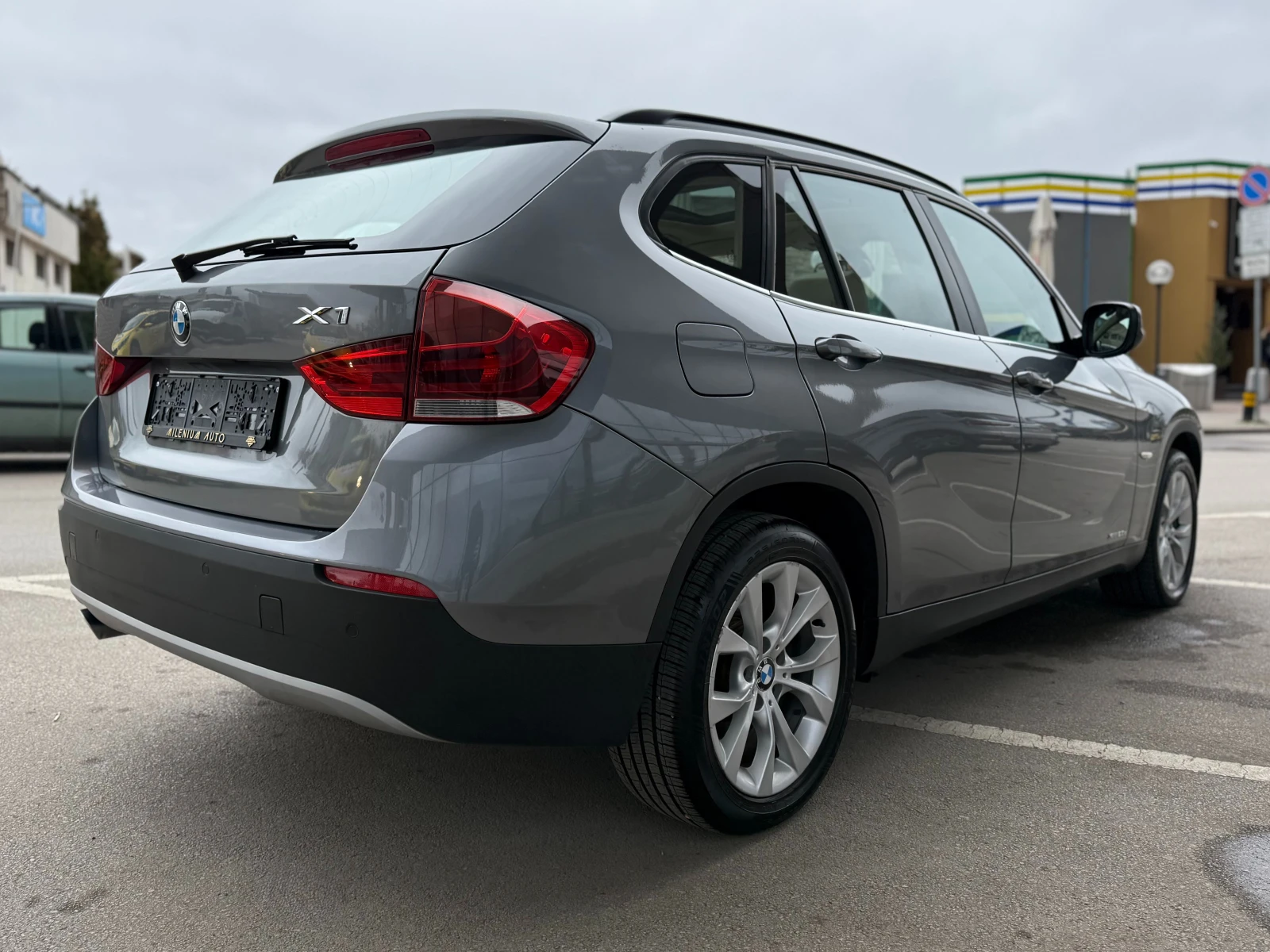 BMW X1 6 МЕСЕЦА ГАРАНЦИЯ/2.3D 204к.с. X Drive Автоматик, снимка 4 - Автомобили и джипове - 54043275