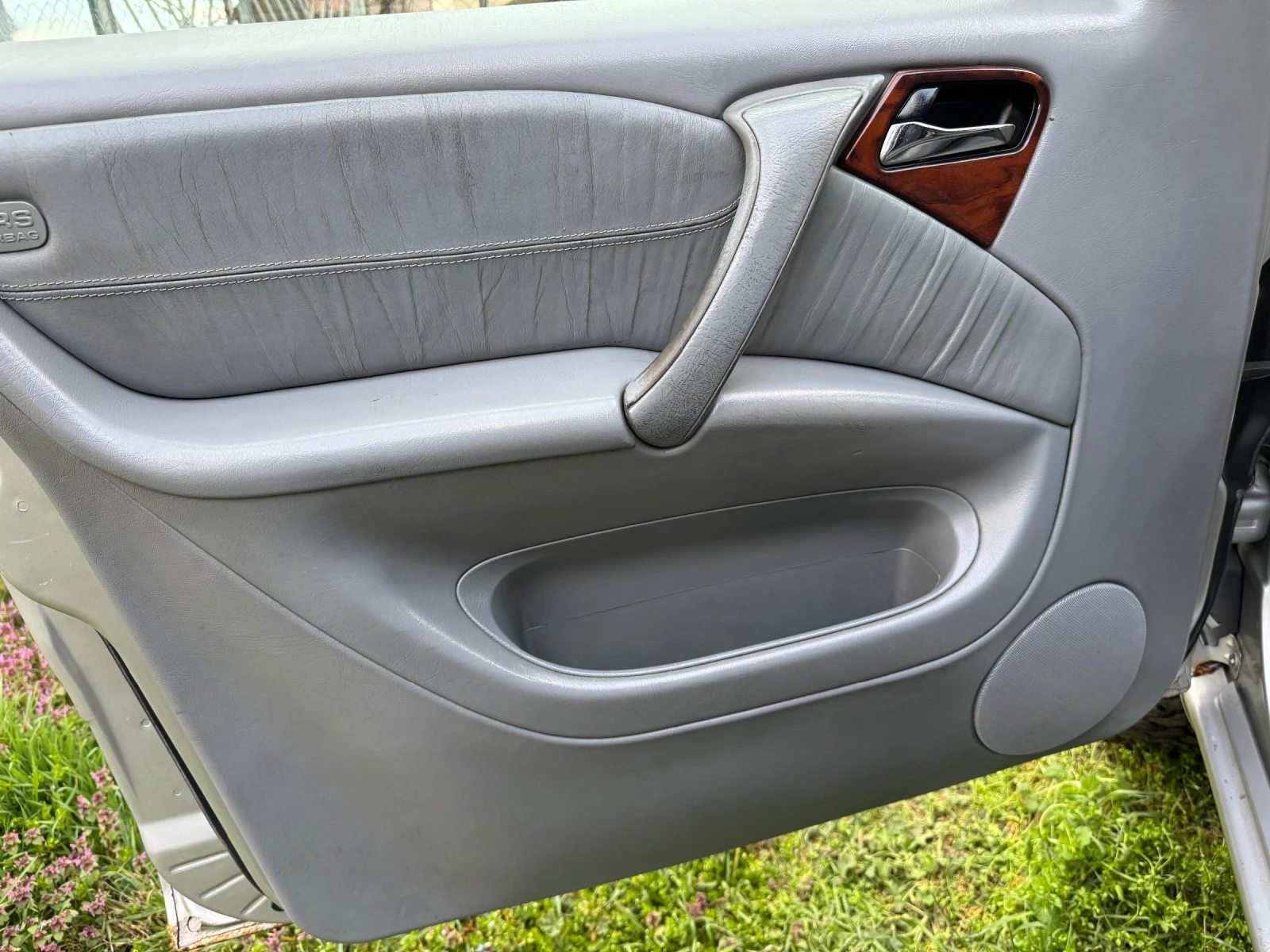 Mercedes-Benz ML 270 CDI Avtomat, снимка 12 - Автомобили и джипове - 54159393