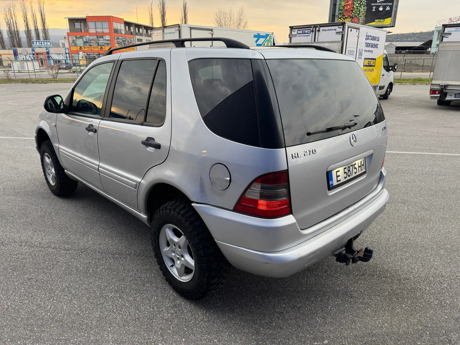 Mercedes-Benz ML 270 CDI Avtomat, снимка 3 - Автомобили и джипове - 54159393
