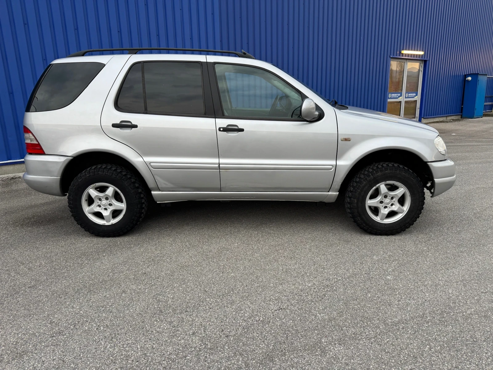 Mercedes-Benz ML 270 CDI Avtomat, снимка 4 - Автомобили и джипове - 54159393