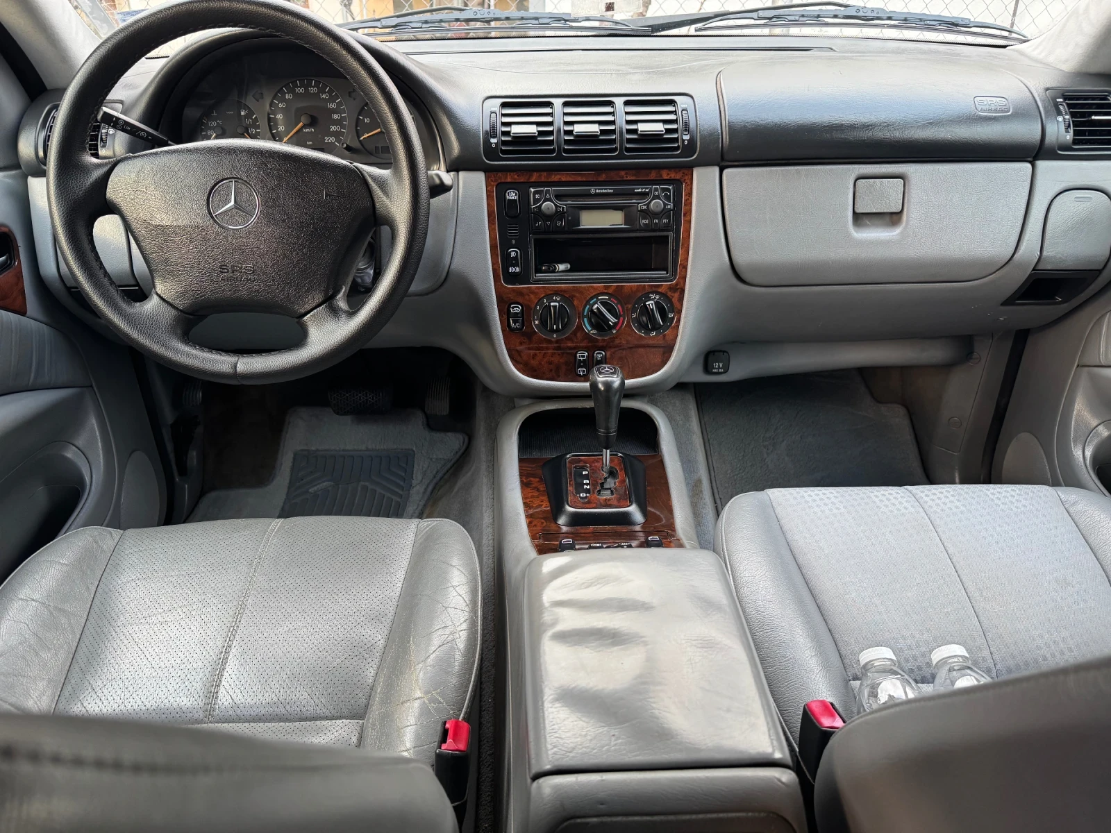 Mercedes-Benz ML 270 CDI Avtomat, снимка 16 - Автомобили и джипове - 54159393