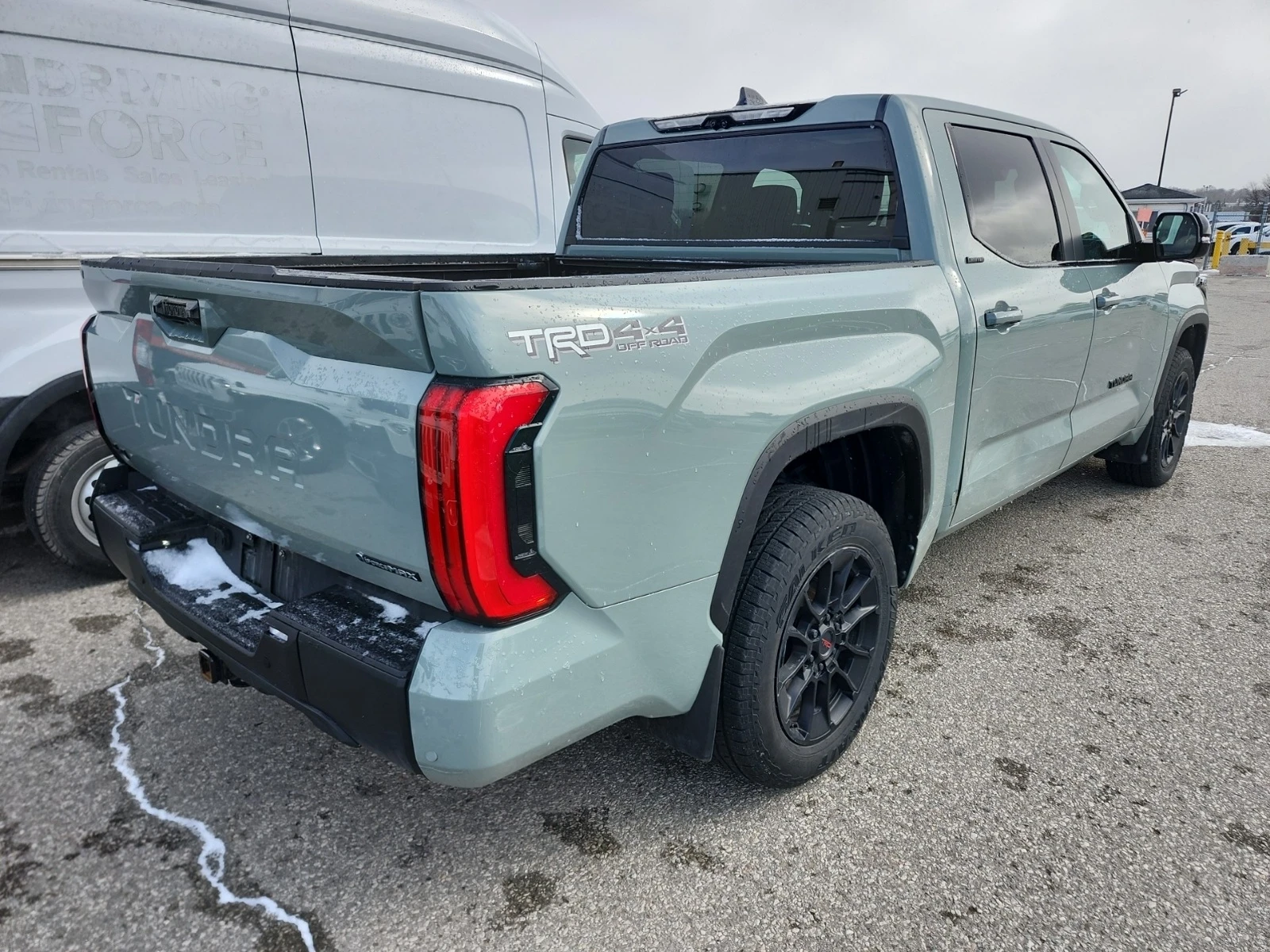 Toyota Tundra HYBRID LIMITED * * CARFAX * * ���� ������ * *  | Mobile.bg � ����������� 3
