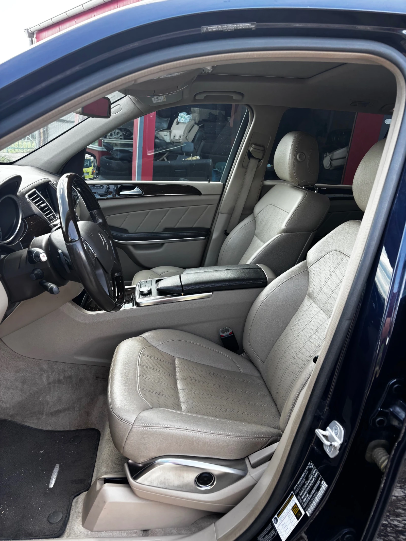 Mercedes-Benz GL 350 AMG PACK БЕЗ ЩЕТИ , снимка 7 - Автомобили и джипове - 54693298