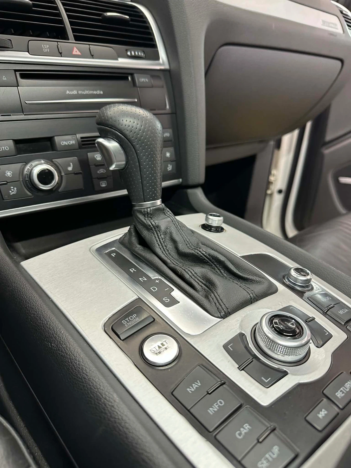 Audi Q7 Audi Q7 4.2 V8 S line | 349 к.с. | FACELIFT | 7 м, снимка 9 - Автомобили и джипове - 56150168