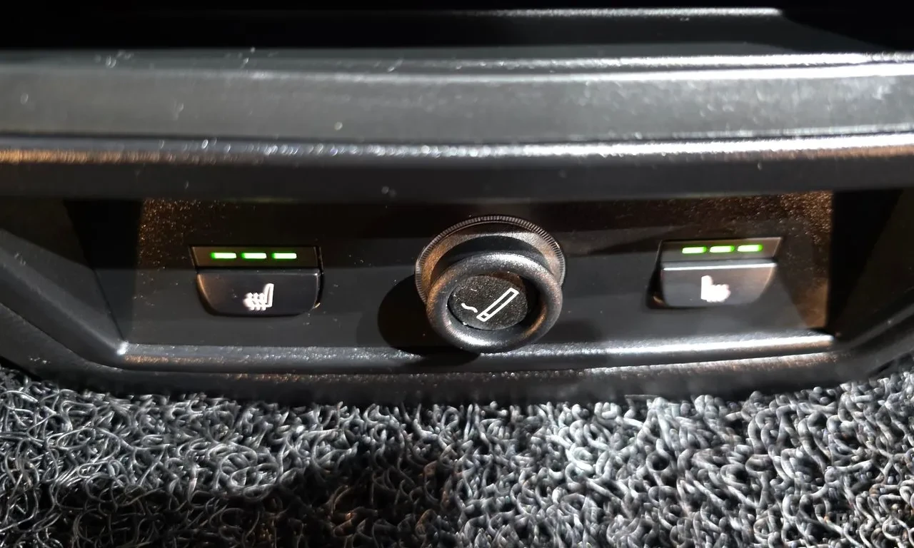 BMW X6 �������* �������* ������* 360* HEADUP*  | Mobile.bg � ����������� 15
