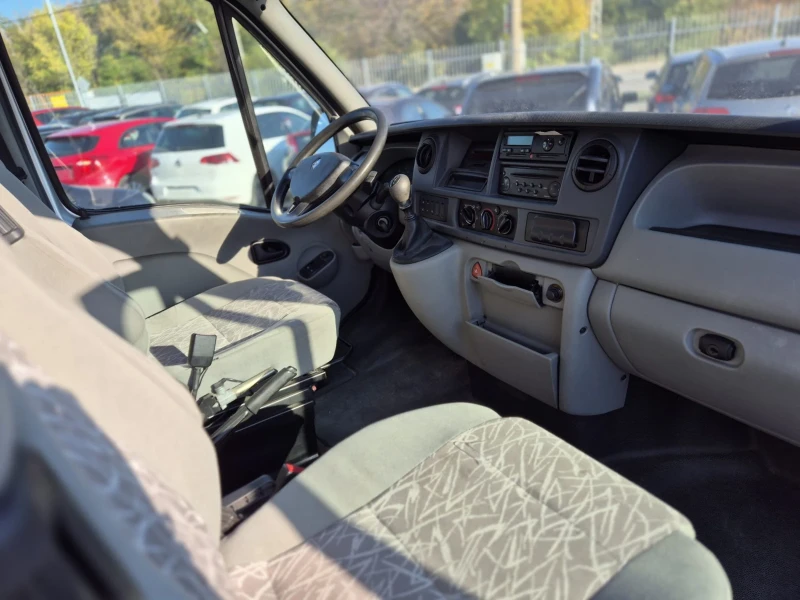 Renault Master Camper, снимка 8 - Бусове и автобуси - 52164777