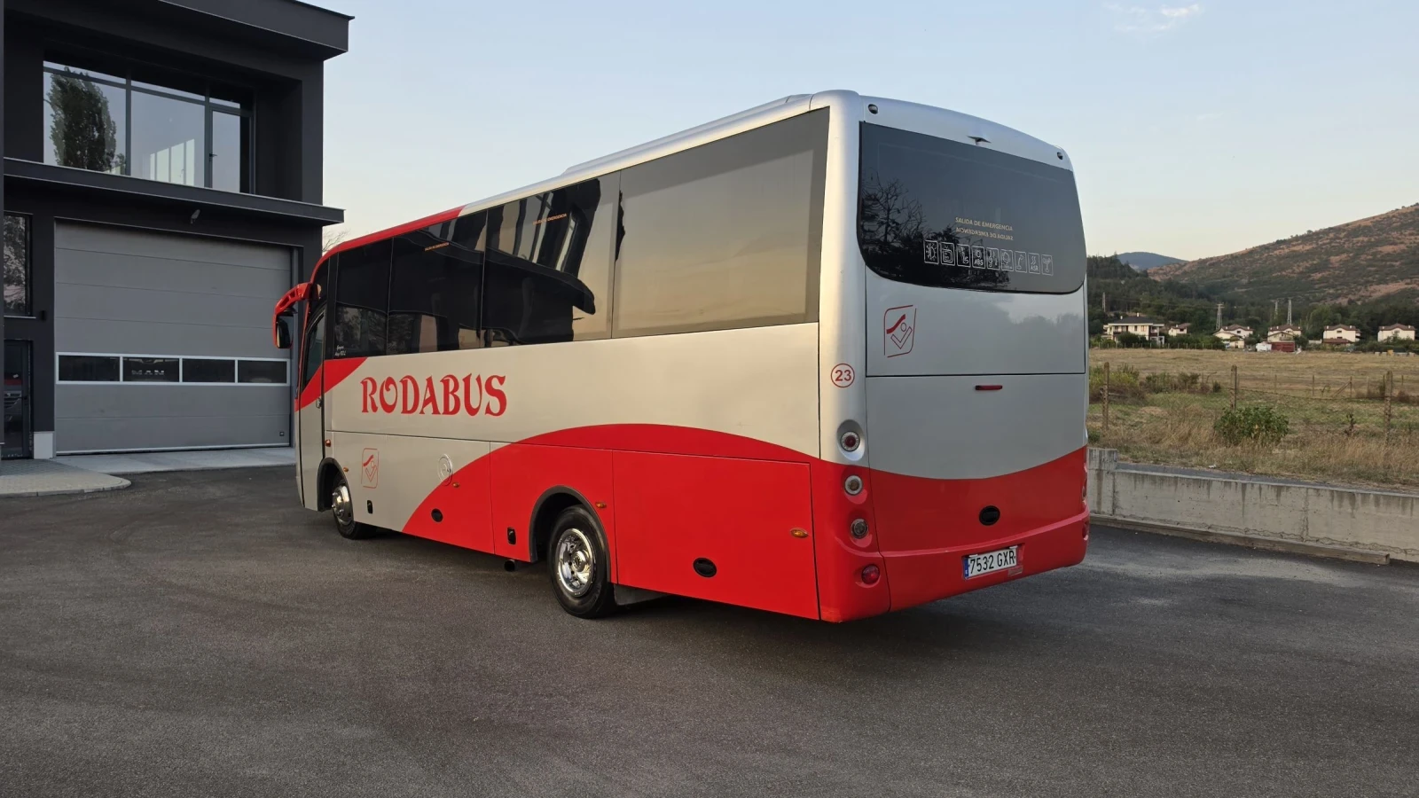Mercedes-Benz Tourino 30 местен Стъклопакет Webasto, снимка 7 - Бусове и автобуси - 55675168